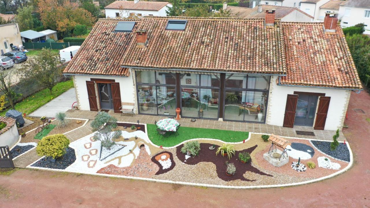 Au Gue Du Bois Bed & Breakfast Neuville-du-Poitou Dış mekan fotoğraf